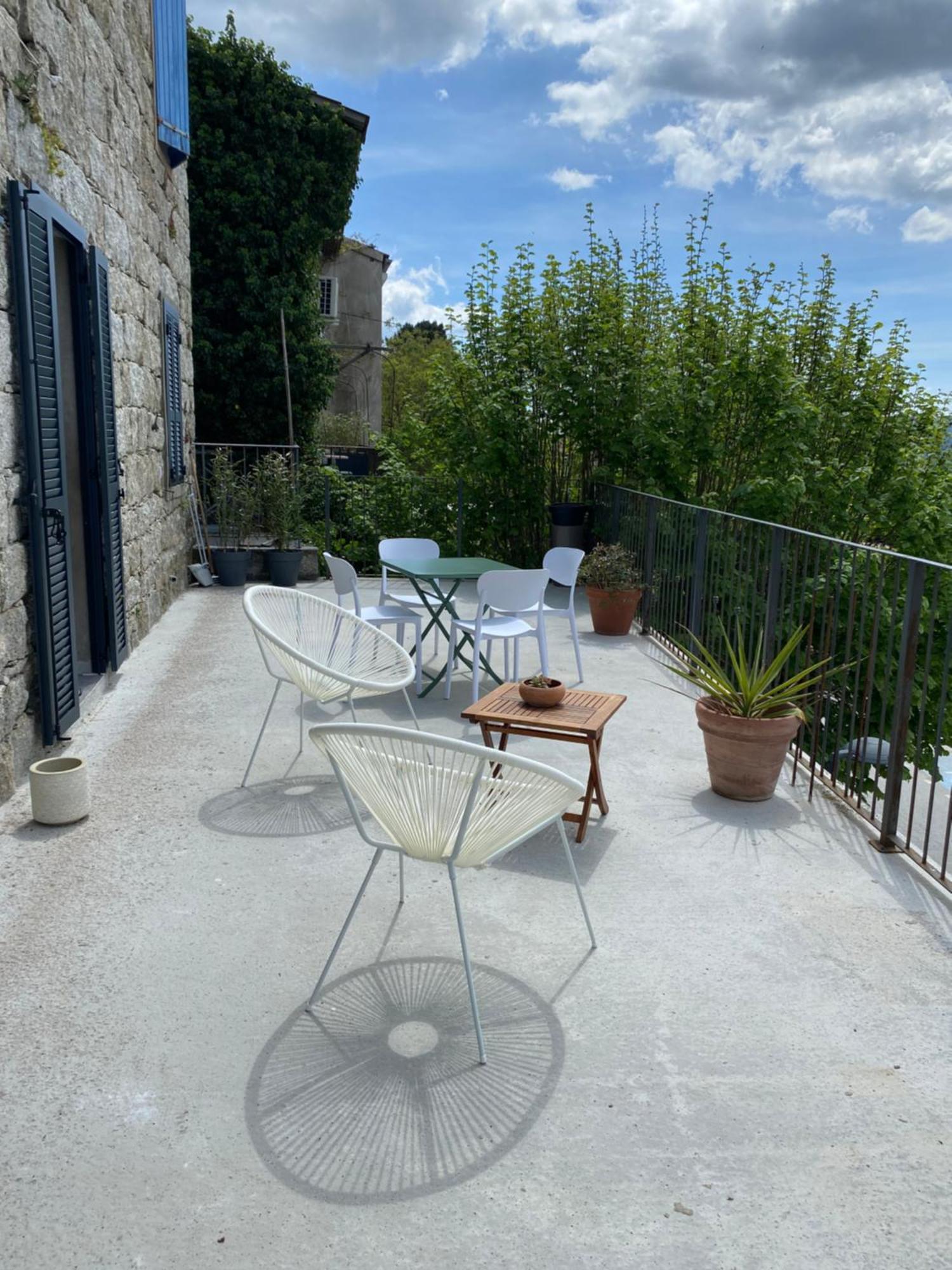 Tres Beau Studio Avec Terrasse Зонза Екстериор снимка
